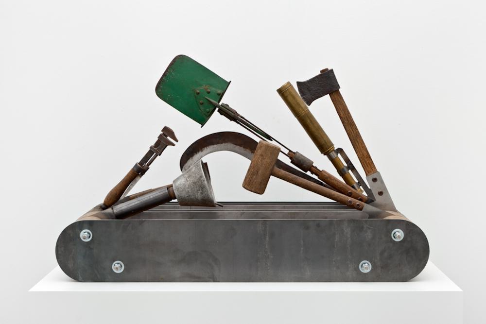 Navaja Suiza VIII (Swiss Army Knife VIII)