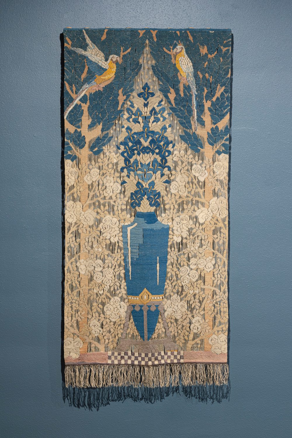 Blå vase - hvide roser